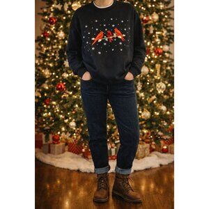 Vintage King Universal Christmas Sweater M Black Cardinals Snowflakes Crewneck